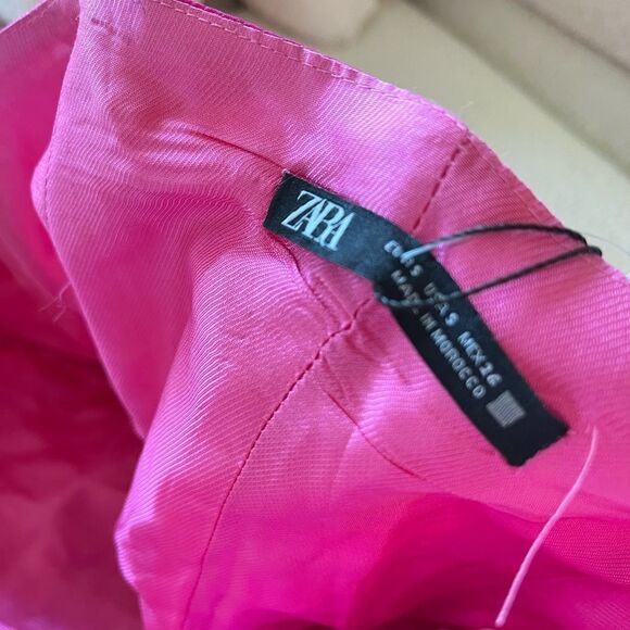 ZARA WOMEN ASYMMETRIC RUFFLED TOP FUCHSIA FLOWER VOLUMINOUS, SIZE S - Picture 11 of 11